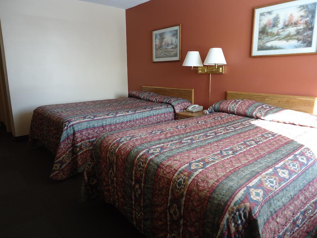 Canadian Motor Hotel Су-Сент-Мари Номер фото