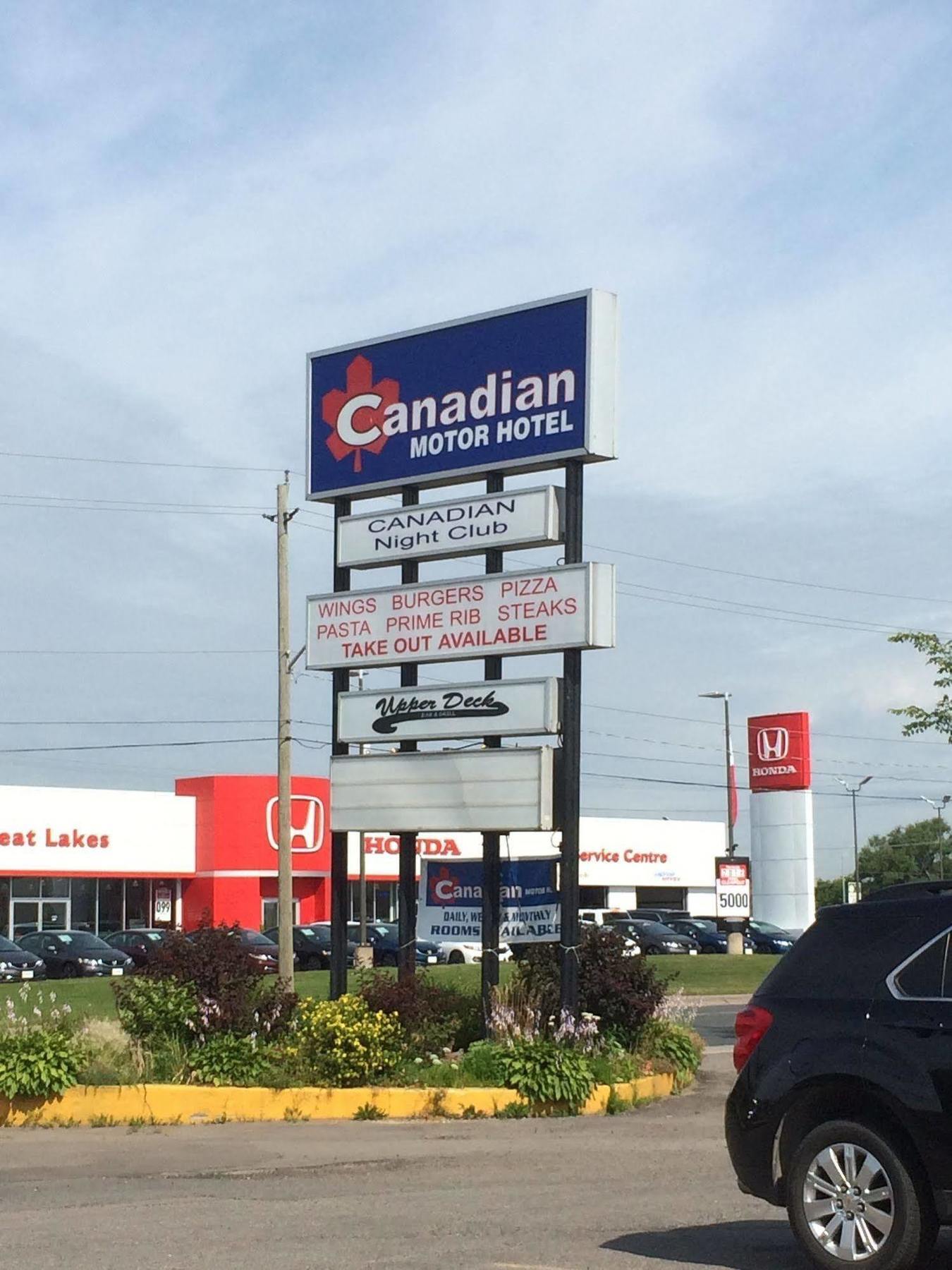 Canadian Motor Hotel Су-Сент-Мари Экстерьер фото